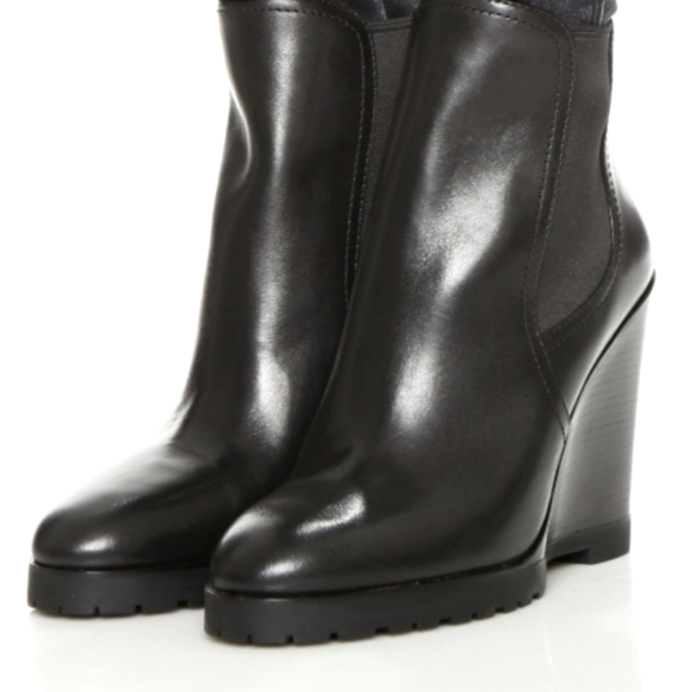 Michael Kors black ankle boots size 7